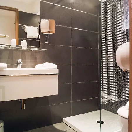 Ξενοδοχείο Holzer Ii 3*