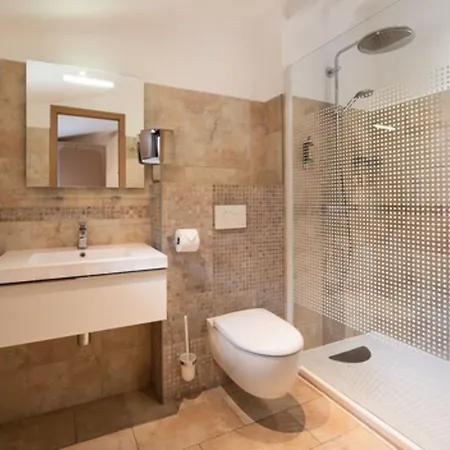 Ξενοδοχείο Holzer Ii