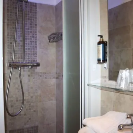 Holzer Ii Hotel 3*