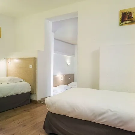 Holzer Ii Hotel 3*