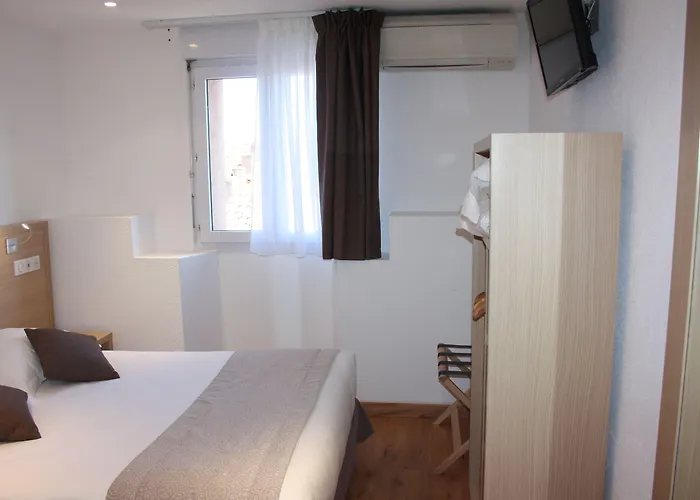 Hotel Holzer Ii Porto-Vecchio (Corsica)