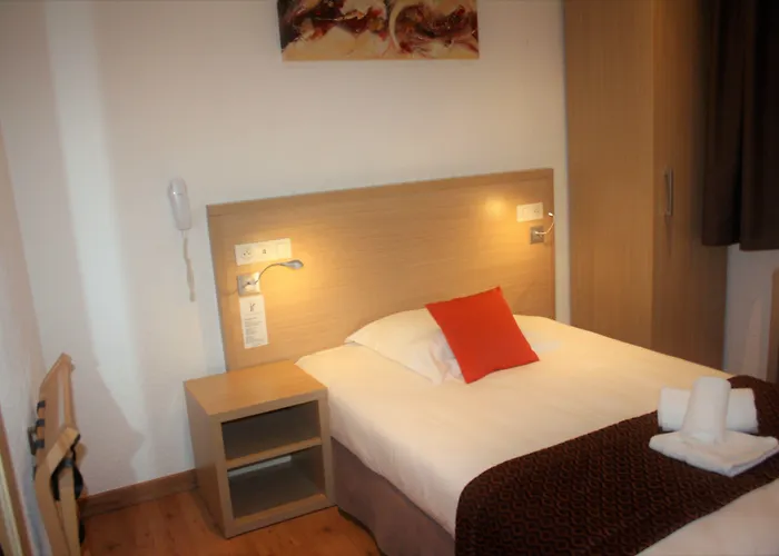Holzer Ii Hotel 3*